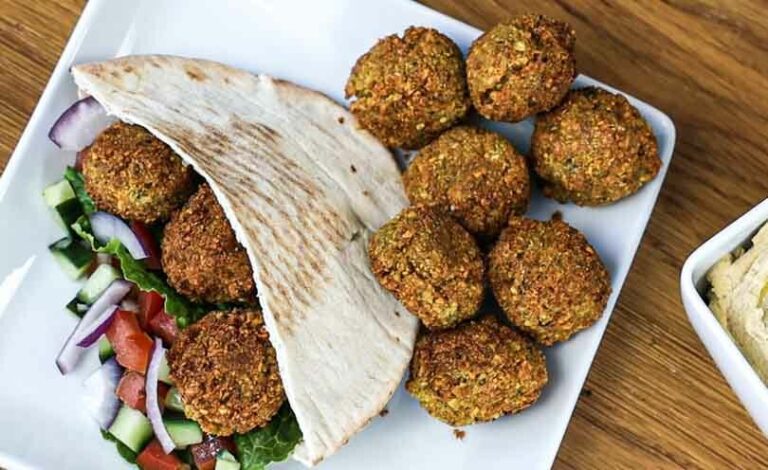 Middle Eastern Falafel Recipe: Crispy, Flavorful & Authentic
